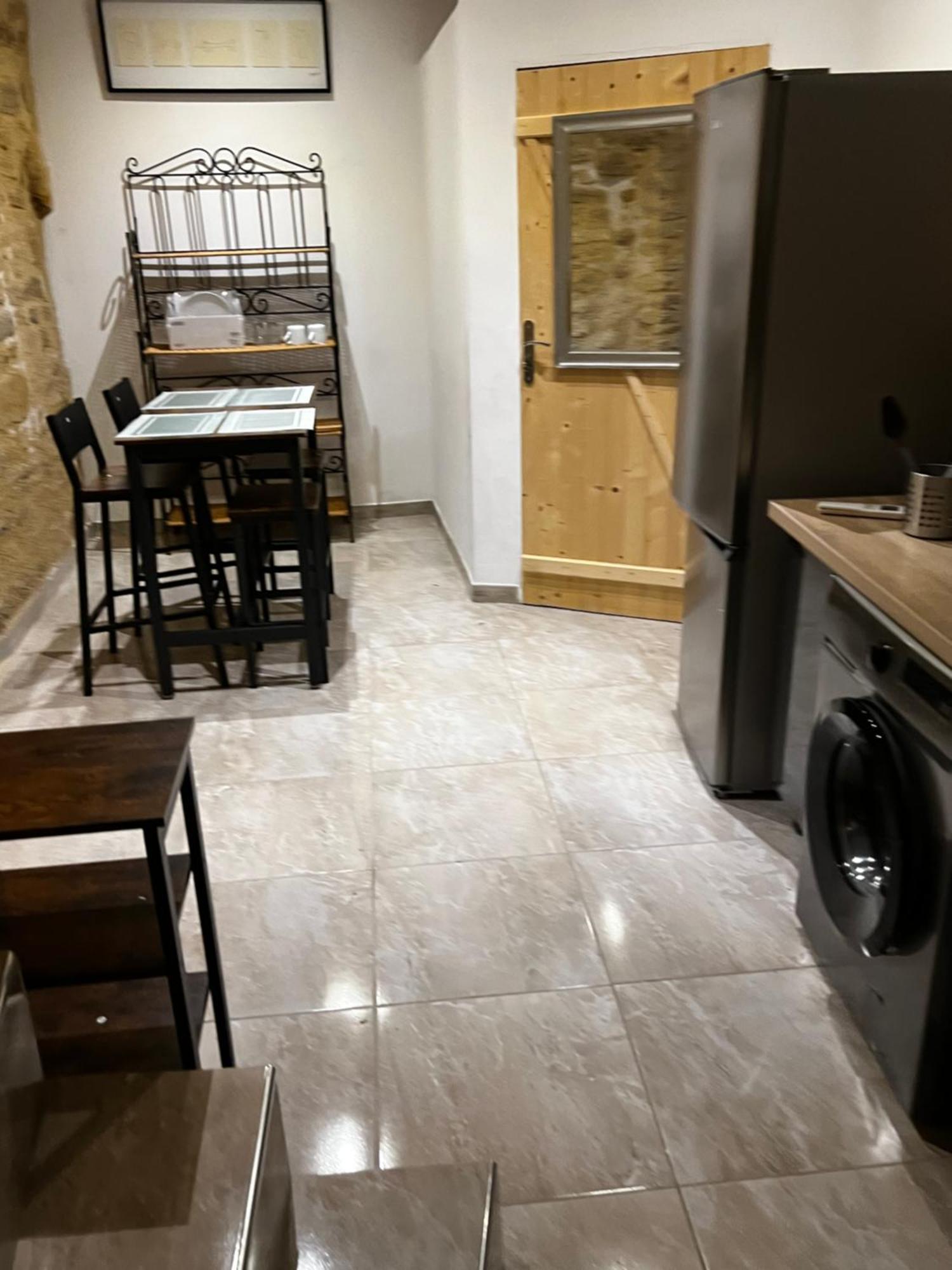 Appartement Caromb Proche Mont Ventoux Avec Clim Bagian luar foto